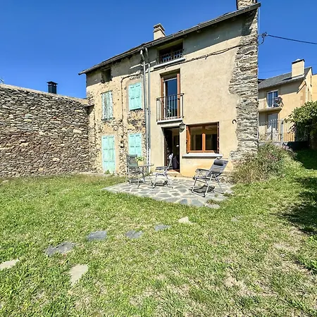 Chalet La De La Foret